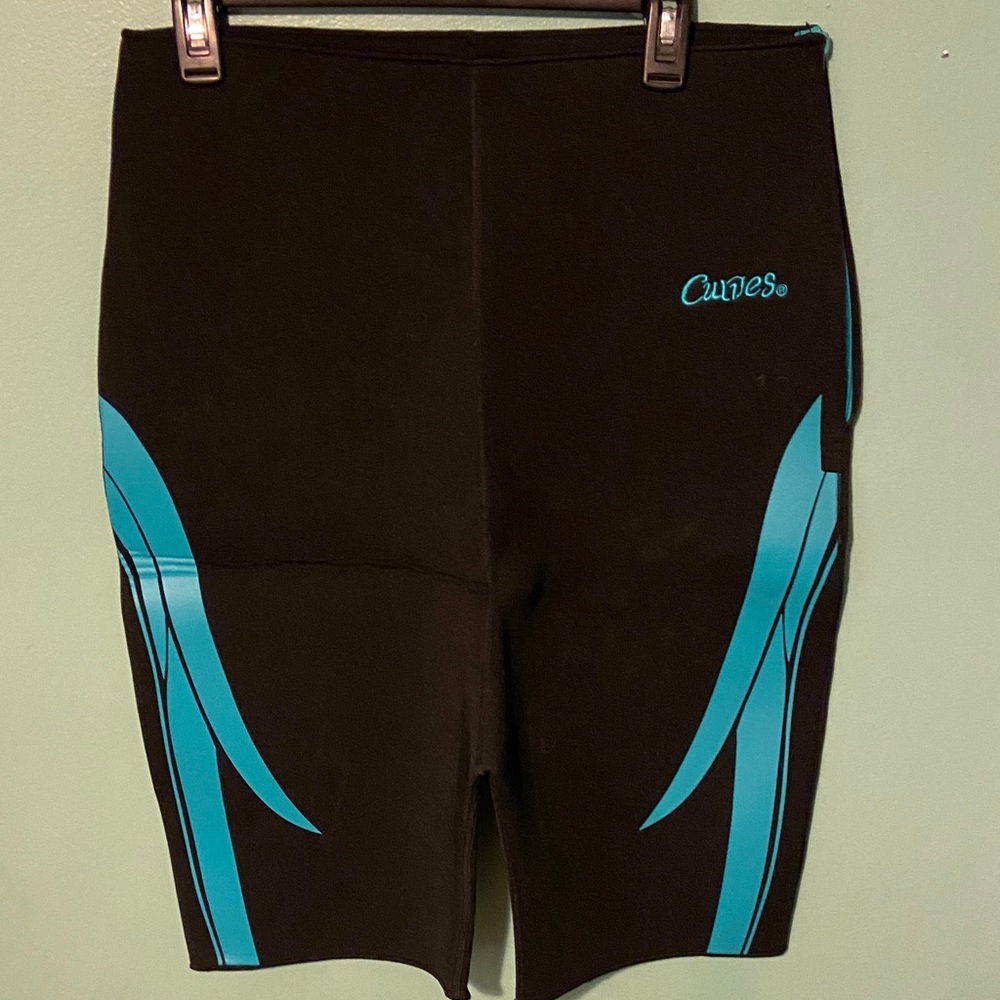 Curves Women's Black and Blue Athletic Shorts